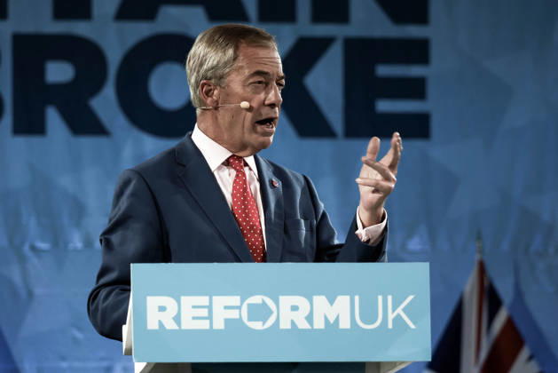 Image Licensed to Parsons Media. 26 10 2026. London, United Kingdom. Arrivals Southwark Crown Court. Reform UK™s Economic Rescue Plan with Robert Jenrick & Nigel Farage  Copyright: xMartynxWheatleyx xParsonsxMediax PAR-9281-0053