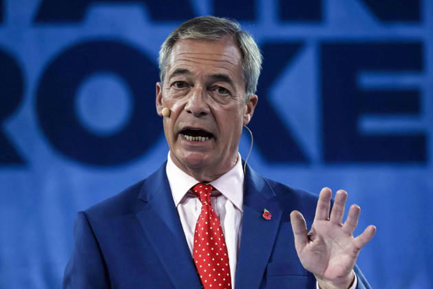 Image Licensed to Parsons Media. 26 10 2026. London, United Kingdom. Arrivals Southwark Crown Court. Reform UK™s Economic Rescue Plan with Robert Jenrick & Nigel Farage  Copyright: xMartynxWheatleyx xParsonsxMediax PAR-9281-0054
