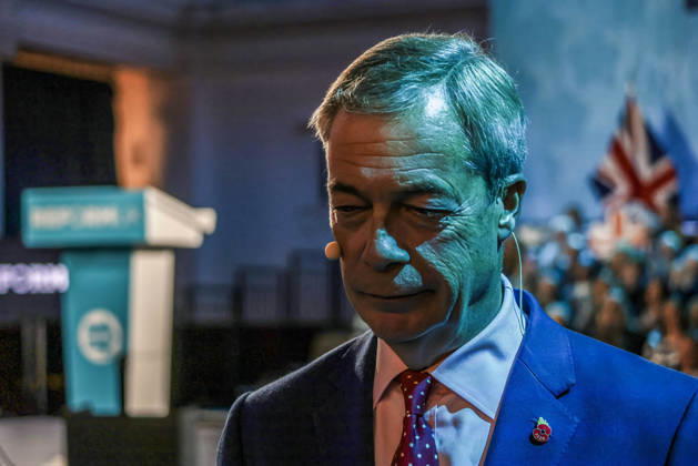 Image Licensed to Parsons Media. 26 10 2026. London, United Kingdom. Arrivals Southwark Crown Court. Reform UK™s Economic Rescue Plan with Robert Jenrick & Nigel Farage  Copyright: xMartynxWheatleyx xParsonsxMediax PAR-9281-0059