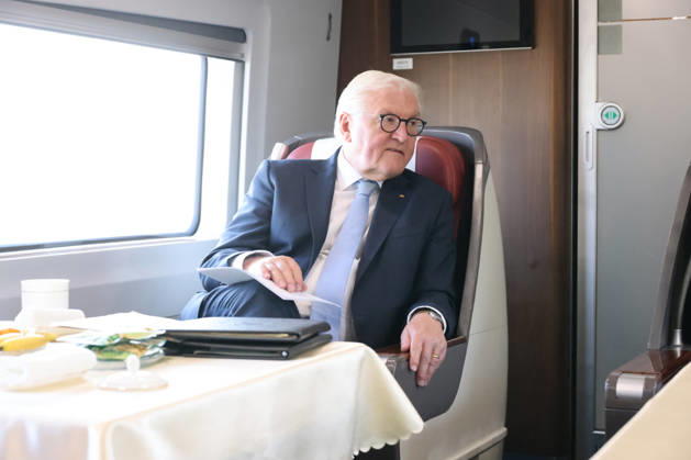 Federal President and China Railroad, October 26, 2026, China, Hefei, Presidential Flight Service, Departure: Federal President Frank Walter Steinmeier and Elke Buedenbender traveling to China with China Railroad from Hefei to Yixiang. With Ambassador Ackermann, China Railroad staff, high-speed train, 330 km h, Hefei, Anhui, China