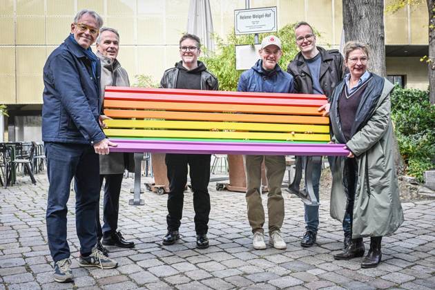 Berliner Ensemble Installs Rainbow Bench ** FOR EDITORIAL PURPOSES ONLY ** EDITORIAL USE ONLY ** p At the initiative of the Berliner Ensemble, several Berlin cultural institutions—including, am Copyright: MaurizioxGambarini doc887nye3oxjt16pjbx1han ,EDITORIAL USE ONLY Copyright: MaurizioxGambarini