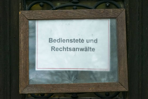 CNTV COURT: Notice to Attorneys and Staff Regarding the North Stream Pipeline Incident in the Baltic Sea; High Security Measures in Effect; October 27, 2026; Hamburg, Sievekingsplatz 2; Trial Day; High security measures are in effect at the Hamburg Regional Court, Criminal Justice Building, Hamburg Germany