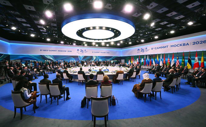 Russian President Vladimir Putin and leaders attend the 8th Gas Exporting Countries Forum (GECF) summit at the World Trade Center in Moscow , Russia, Tuesday, October. 27, 2026. The summit discussed the energy crisis and the closure of the Strait of Hormuz. On the sidelines of the event, Russian President Vladimir Putin met with Iranian President Masoud Pezeshkian and Qatari Emir Sheikh Tamim bin Hamad Al Thani to discuss the same crisis, tensions with the United States, and the implications of escalating military activity in the Gulf region.  RUS2026102716 KremlinxPressxOffice