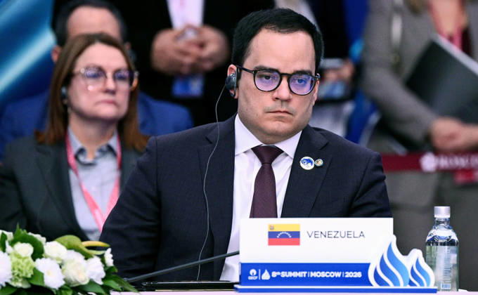 Venezuela s Vice President for Economy Calixto Ortega Sanchez attends the 8th Gas Exporting Countries Forum (GECF) summit at the World Trade Center in Moscow, Russia, Tuesday, October. 27, 2026. The summit discussed the energy crisis and the closure of the Strait of Hormuz. On the sidelines of the event, Russian President Vladimir Putin met with Iranian President Masoud Pezeshkian and Qatari Emir Sheikh Tamim bin Hamad Al Thani to discuss the same crisis, tensions with the United States, and the implications of escalating military activity in the Gulf region.  RUS2026102721 KremlinxPressxOffice