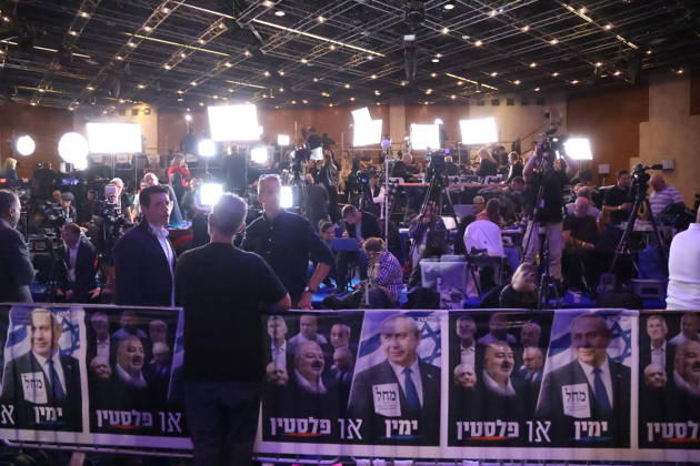Israel closes polling stations as vote counting begins in general election JERUSALEM - OCTOBER 27: Press member are seen as members of Israel s Likud Party, led by Prime Minister Benjamin Netanyahu, gather at the party headquarters in Jerusalem on October 27, 2026. Saeed Qaq Anadolu Jerusalem Israel. Editorial use only. Please get in touch for any other usage.  Copyright: x2026xAnadoluxSaeedxQaqx