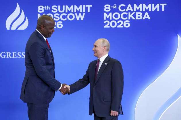 October 27, 2026, Moscow, Russian Federation: Russian President Vladimir Putin shakes hands with Mozambique President Daniel Chapo, left, during the official welcoming ceremony for the heads of delegations participating in the 8th summit of the Gas Exporting Countries Forum, October 27, 2026 in Moscow, Russia. Moscow Russian Federation - ZUMAp138 20261027_zaa_p138_009 Copyright: xKirillxKazachkov RoscongressxFoux