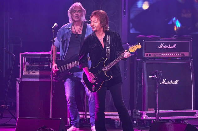 Chris Norman Band live at a concert on the Lifelines Tour at the Swiss Life Hall in Hanover, October 26, 2026 Foto:xU.xStammx xFuturexImagex norman_6013
