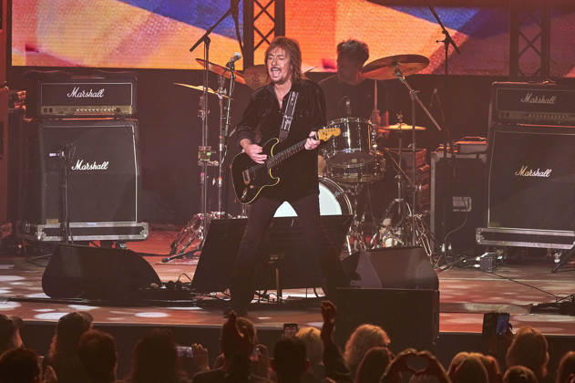 Chris Norman Band live at a concert on the Lifelines Tour at the Swiss Life Hall in Hanover, October 26, 2026 Foto:xU.xStammx xFuturexImagex norman_6030