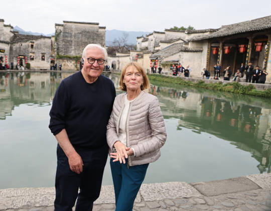 Federal President in the Yellow Mountains, China, October 28, 2026, China, Hefei, Presidential Air Service, departure of Federal President Frank Walter Steinmeier and Elke Buedenbender for China and visit to Yuping National Park in the Hangshan Mountains (Yellow Mountains), a 130-million-year-old granite formation that Caspar David Friedrich once painted; Hangshan, Anhui, China