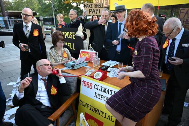 Climate activists hold demonstration in London LONDON, UNITED KINGDOM - OCTOBER 28: Climate activists stage a protest near the headquarters of energy company Shell, following a call by environmental group Fossil Free London, in London, United Kingdom, on October 28, 2026. During the demonstration, activists dressed as executives take part in a theatrical performance, throwing fake banknotes into the air and displaying banners criticizing the company s profits and fossil fuel activities. Rasid Necati Aslim Anadolu London United Kingdom. Editorial use only. Please get in touch for any other usage.  Copyright: x2026xAnadoluxRasidxNecatixAslimx