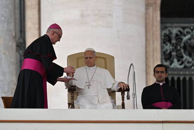 ITALY-WEEKLY-AUDIENCE-2026 10 28 Italy, Rome, Vatican City, October 28, 2026: Pope Leo XIV during his weekly general audience in St Peter s Square at the Vatican. Photo: Copyright Alessia Giuliani Catholipressphoto EDITORIAL USE ONLY - NO BOOKS Copyright: xx