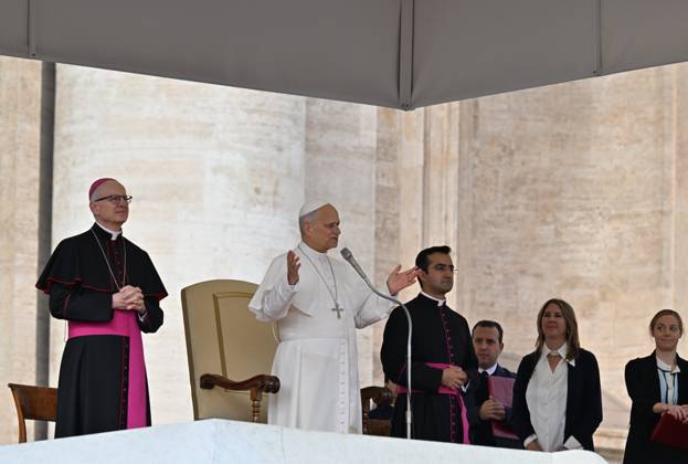 ITALY-WEEKLY-AUDIENCE-2026 10 28 Italy, Rome, Vatican City, October 28, 2026: Pope Leo XIV during his weekly general audience in St Peter s Square at the Vatican. Photo: Copyright Alessia Giuliani Catholipressphoto EDITORIAL USE ONLY - NO BOOKS Copyright: xx