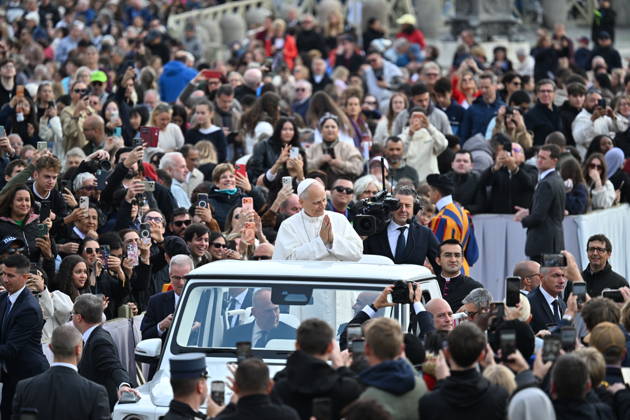 ITALY-WEEKLY-AUDIENCE-2026 10 28 Italy, Rome, Vatican City, October 28, 2026: Pope Leo XIV during his weekly general audience in St Peter s Square at the Vatican. Photo: Copyright Alessia Giuliani Catholipressphoto EDITORIAL USE ONLY - NO BOOKS Copyright: xx