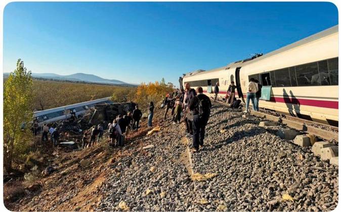IPA90274953 - New train accident: An Iryo and an AVE train collide near Urda (Toledo), Wednesday, October 28, 2026 Cordon Press during New train accident: An Iryo and an AVE train collide near Urda (Toledo), News in , , October 28, 2026  Copyright: x CordonxPress LiveMediax x CordonxPress LiveMediax IPA90274953