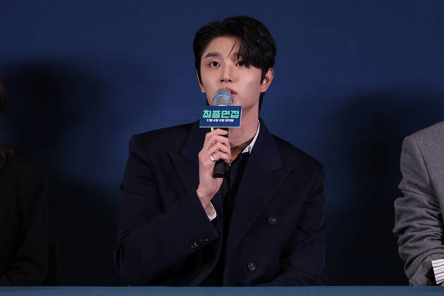 Seoul press screening for the movie Final Interview South Korean actor Kim Jae-won speaks during a press preview for the movie Final Interview in Seoul, South Korea, on October 28, 2026. Seoul South Korea  Copyright: xMatrixxImagesx xJungxUi-Chelx