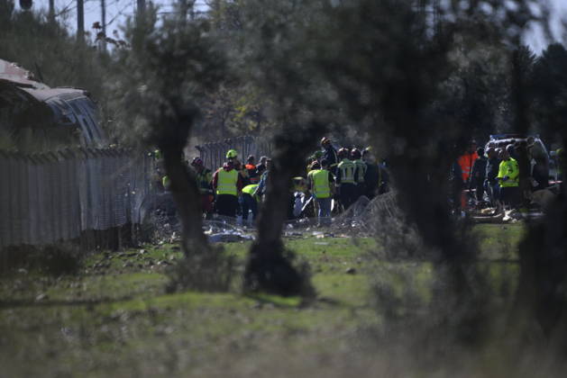 Death toll in Spain high-speed train collision climbs to 46 TOLEDO, SPAIN - OCTOBER 28: Emergency teams work at the scene of a collision involving two high-speed trains near Urda station in Toledo province, Spain, on October 28, 2026. The death toll has risen to 46, according to Spanish media reports. Preliminary information suggests that a Renfe AVE train struck the rear of a stationary Iryo train, causing two carriages to derail and fall down an embankment. Emergency crews continue rescue and response operations as authorities investigate the cause of the collision. Burak Akbulut Anadolu Toledo Spain. Editorial use only. Please get in touch for any other usage.  Copyright: x2026xAnadoluxBurakxAkbulutx