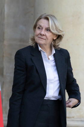 Cabinet meeting at the Elysee Palace - Paris French minister of culture Catherine Pegard leaves after attending the weekly cabinet meeting at the Elysee Palace in Paris on October 28, 2026. Photo by Raphael Lafargue ABACAPRESS.COM Paris France  Copyright: xLafarguexRaphael ABACAx