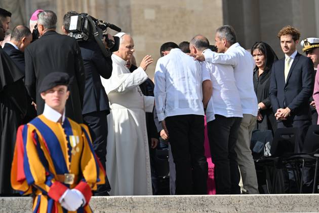IPA90277406 - Italy, Rome, Vatican City, October 28, 2026: Pope Leo XIV during his weekly general audience in St. Peter s Square at the Vatican. Photo: Copyright Alessia Giuliani Catholipressphoto  Copyright: xx xAlessiaxGiuliani Catholipressphox IPA90277406