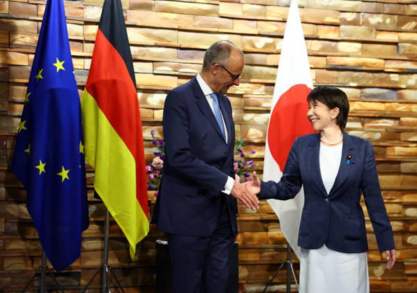 German Chancellor Friedrich Merz meets Japanese Prime Minister Sanae Takaichi in Tokyo TOKYO, JAPAN - OCTOBER 28: (----EDITORIAL USE ONLY MANDATORY CREDIT - ISSEI KATO REUTERS POOL - NO MARKETING NO ADVERTISING CAMPAIGNS - DISTRIBUTED AS A SERVICE TO CLIENTS----) German Chancellor Friedrich Merz (L) and Japanese Prime Minister Sanae Takaichi (R) walk together ahead of their meeting at the Japanese prime minister s official residence in Tokyo, Japan, on October 28, 2026. Reuters Issei Kato Pool Anadolu Tokyo Japan. Editorial use only. Please get in touch for any other usage.  Copyright: x2026xAnadoluxReuters IsseixKato Poolx