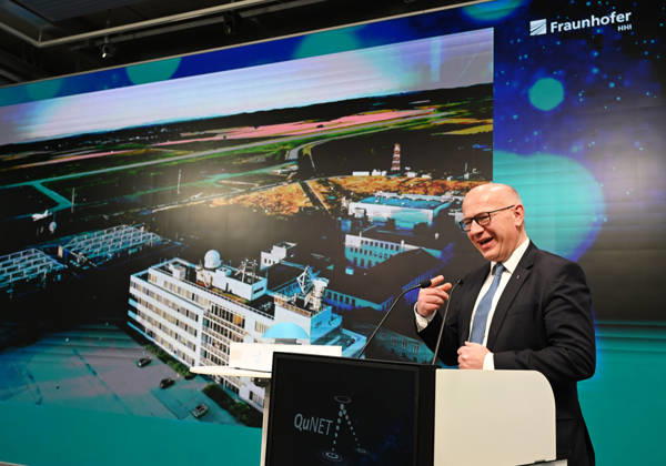 Quantum Communication Network Activated in Berlin BERLIN, GERMANY – OCTOBER 28: Berlin’s Governing Mayor Kai Wegner participates in the activation of a cross-state quantum communication network connecting Bavaria, Thuringia and Berlin at the Fraunhofer Heinrich Hertz Institute (HHI) in Berlin, Germany, on October 28, 2026. The live demonstration marks the culmination of the seven-year QuNET research initiative, which develops highly secure communication systems based on quantum technologies. Volodymyr Sindieiev Anadolu Berlin Germany. Editorial use only. Please get in touch for any other usage.  Copyright: x2026xAnadoluxVolodymyrxSindieievx