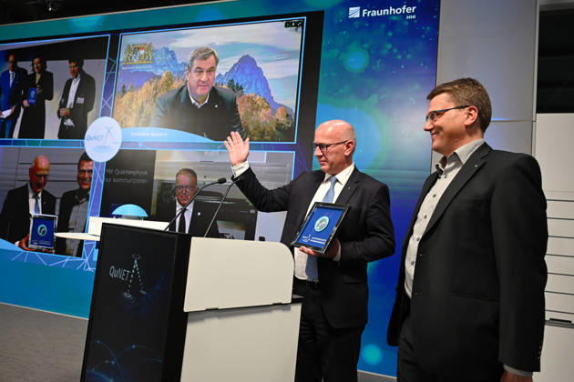 Quantum Communication Network Activated in Berlin BERLIN, GERMANY – OCTOBER 28: Berlin’s Governing Mayor Kai Wegner participates in the activation of a cross-state quantum communication network connecting Bavaria, Thuringia and Berlin at the Fraunhofer Heinrich Hertz Institute (HHI) in Berlin, Germany, on October 28, 2026. The live demonstration marks the culmination of the seven-year QuNET research initiative, which develops highly secure communication systems based on quantum technologies. Volodymyr Sindieiev Anadolu Berlin Germany. Editorial use only. Please get in touch for any other usage.  Copyright: x2026xAnadoluxVolodymyrxSindieievx