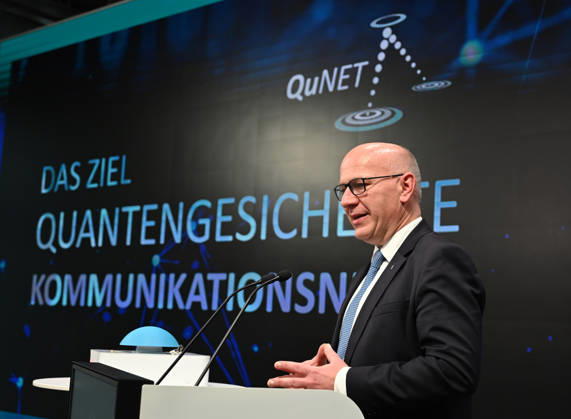Quantum Communication Network Activated in Berlin BERLIN, GERMANY – OCTOBER 28: Berlin’s Governing Mayor Kai Wegner participates in the activation of a cross-state quantum communication network connecting Bavaria, Thuringia and Berlin at the Fraunhofer Heinrich Hertz Institute (HHI) in Berlin, Germany, on October 28, 2026. The live demonstration marks the culmination of the seven-year QuNET research initiative, which develops highly secure communication systems based on quantum technologies. Volodymyr Sindieiev Anadolu Berlin Germany. Editorial use only. Please get in touch for any other usage.  Copyright: x2026xAnadoluxVolodymyrxSindieievx
