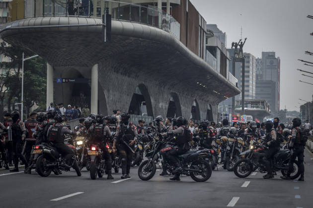 October 28, 2026, Jakarta, Jakarta, Indonesia: A number of students protested on MH Thamrin Street in Jakarta on Wednesday Jakarta Indonesia  - ZUMAf198 20261028_zip_f198_007 Copyright: xMuhammadxFebriansyahx