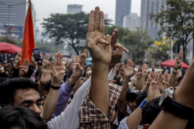 October 28, 2026, Jakarta, Jakarta, Indonesia: A number of students protested on MH Thamrin Street in Jakarta on Wednesday Jakarta Indonesia - ZUMAf198 20261028_zip_f198_008 Copyright: xMuhammadxFebriansyahx