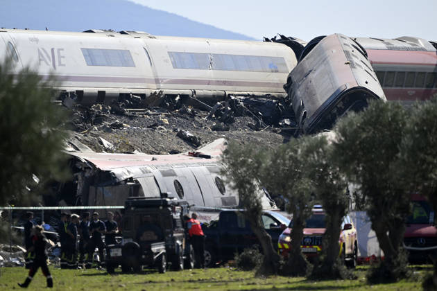 At least 64 dead, 80 injured in high-speed&nbsp;train&nbsp;crash in central&nbsp;Spain TOLEDO, SPAIN - OCTOBER 28: Emergency teams work at the scene of a collision involving two high-speed trains near Urda station in Toledo province, Spain, on October 28, 2026. The death toll has risen to 64, according to Spanish media reports. Preliminary information suggests that a Renfe AVE train struck the rear of a stationary Iryo train, causing two carriages to derail and fall down an embankment. Emergency crews continue rescue and response operations as authorities investigate the cause of the collision. Burak Akbulut Anadolu Toledo Spain. Editorial use only. Please get in touch for any other usage.  Copyright: x2026xAnadoluxBurakxAkbulutx