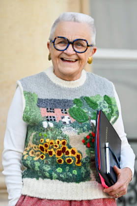 Françoise Gatel, Minister of Regional Planning and Decentralization, leaving the Cabinet meeting at the Élysée Palace in Paris, France, on October 28, 2026 Christian Liewig Bestimage French ministers leaving the weekly cabinet meeting at the Élysée Presidential Palace in Paris, France, on October 28, 2026 Paris France  Copyright: xChristianxLiewigx xBestimagexChristianxLiewigx xBestimagex