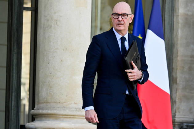 Roland Lescure, Minister of the Economy, Finance, and Industrial, Energy, and Digital Sovereignty, as he left the weekly cabinet meeting at the Élysée Presidential Palace in Paris, France, on October 28, 2026 Christian Liewig Bestimage French ministers leaving the weekly cabinet meeting at the Élysée Presidential Palace in Paris, France, on October 28, 2026 Paris France Copyright: xChristianxLiewigx xBestimagexChristianxLiewigx xBestimagex