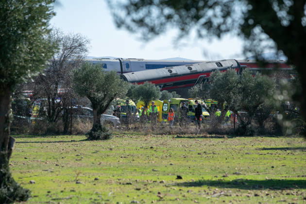 Two Trains Collide at Urda Station in Toledo Emergency responders are on the scene, October 28, 2026, in Urda, Toledo, Castilla-La Mancha, Spain. Two trains collided on the morning of Wednesday, October 28, at the station in the Toledo town of Urda. Firefighters from the Alcázar de San Juan and Orgaz stations, Civil Protection teams from several surrounding towns, three medical helicopters, and two ambulances. OCTOBER 28, 2026 Juanma Jimé Urda, Toledo, Castile-La Mancha Urda, Toledo, Castile-La Mancha, Spain  Copyright: xJuanmaxJimÃ nezx 7874903