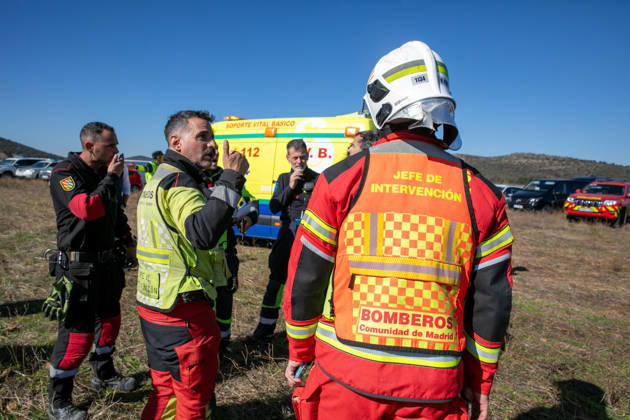 Two Trains Collide at Urda Station in Toledo Emergency responders are on the scene, October 28, 2026, in Urda, Toledo, Castilla-La Mancha, Spain. Two trains collided on the morning of Wednesday, October 28, at the station in the Toledo town of Urda. Firefighters from the Alcázar de San Juan and Orgaz stations, Civil Protection teams from several surrounding towns, three medical helicopters, and two ambulances. OCTOBER 28, 2026 Juanma Jimé Urda, Toledo, Castile-La Mancha Urda, Toledo, Castile-La Mancha, Spain Copyright: xJuanmaxJimà nezx 7874915