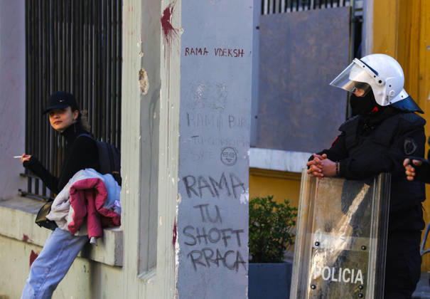 News Bilder des Tages Protest of students in Tirana, Albania A student seats next to a police officer at Education Ministry in Tirana, Albania, on October 28, 2026. Students are calling for better education conditions and the resignation of Prime Minister Edi Rama. Tirana Albania  Copyright: xMatrixxImages ArmandoxBabanix