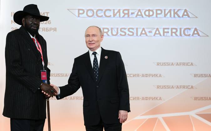 President Vladimir Putin officially greets heads of delegation at Russia-Africa Summit 9276236 28.10.2026 President Vladimir Putin during an official greeting ceremony for heads of delegation at the 3rd Russia-Africa Summit. Left: President of South Sudan Salva Kiir Mayardit. Alexandr Kryazhev Sputnik Crediting the source in the following order photographer s name Russia-Africa Summit and Economic and Humanitarian forum host ÑÄhoto agency is mandatory when using the photo Moscow Russia  Copyright: xAlexandrxKryazhevx