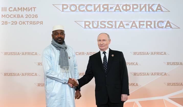 President Vladimir Putin officially greets heads of delegation at Russia-Africa Summit 9276242 28.10.2026 President Vladimir Putin during an official greeting ceremony for heads of delegation at the 3rd Russia-Africa Summit. Left: President of the Transition of the Republic of Mali Assimi Goita. Alexandr Kryazhev Sputnik Crediting the source in the following order photographer s name Russia-Africa Summit and Economic and Humanitarian forum host ÑÄhoto agency is mandatory when using the photo Moscow Russia  Copyright: xAlexandrxKryazhevx