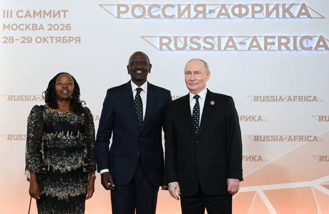 President Vladimir Putin officially greets heads of delegation at Russia-Africa Summit 9276251 28.10.2026 President Vladimir Putin during an official greeting ceremony for heads of delegation at the 3rd Russia-Africa Summit. Center: President of Kenya William Ruto. Alexandr Kryazhev Sputnik Crediting the source in the following order photographer s name Russia-Africa Summit and Economic and Humanitarian forum host ÑÄhoto agency is mandatory when using the photo Moscow Russia  Copyright: xAlexandrxKryazhevx