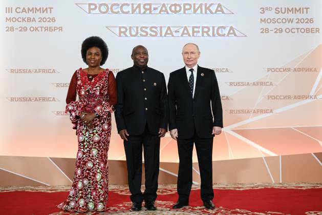 President Vladimir Putin officially greets heads of delegation at Russia-Africa Summit 9276294 28.10.2026 President Vladimir Putin during an official greeting ceremony for heads of delegation at the 3rd Russia-Africa Summit. Center: President of Burundi and Chairperson of the African Union Evariste Ndayishimiye. Alexandr Kryazhev Sputnik Crediting the source in the following order photographer s name Russia-Africa Summit and Economic and Humanitarian forum host ÑÄhoto agency is mandatory when using the photo Moscow Russia  Copyright: xAlexandrxKryazhevx