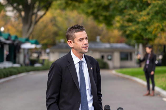 October 28, 2026, Washington, Dc, United States: NASA Administrator Jared Isaacman speaks to the press at the White House following a meeting with President Trump and the Artemis 3 crew on October 28, 2026. Washington United States  - ZUMAl312 20261028_znp_l312_001 Copyright: xAndrewxLeydenx