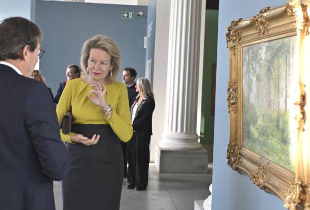 The Queen Visits La Boverie LIEGE, BELGIUM - OCTOBER 29 : Queen Mathilde visits the exhibition Impressionism: A Belgian Story at La Boverie in Liège. Through some 150 works, this exhibition highlights Belgian Impressionism, its ties to the great French masters, and the way Belgian artists revolutionized the depiction of reality through their use of light and color. Among other works, the Queen views pieces by Franz Courtens, Anna Boch, and Théo Van Rysselberghethree key figures of Belgian Impressionism. .on October 29, 2026 in Liege, Belgium, 29 10 2026 Liege Belgium  Copyright: xBertxVanxDenxBrouckex