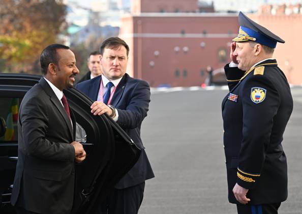 Russia-Africa Economic and Humanitarian Forum MOSCOW, RUSSIA - OCTOBER 29: (----EDITORIAL USE ONLY - MANDATORY CREDIT - MAKSIM BLINOV RUSSIA-AFRICA SUMMIT AND ECONOMIC AND HUMANITARIAN FORUM HOST PHOTO AGENCY HANDOUT - NO MARKETING NO ADVERTISING CAMPAIGNS - DISTRIBUTED AS A SERVICE TO CLIENTS----) Ethiopian Prime Minister Abiy Ahmed Ali (L) is greeted by Commandant of the Moscow Kremlin Lieutenant General Sergei Udovenko (R) upon his arrival at the Kremlin to attend a plenary session and a group photo of participants in the 3rd Russia-Africa Summit and Forum in Moscow, Russia, on October 29, 2026. Maksim Blinov Russia-Africa Summit and Economic and Humanitarian Forum Host Photo Agency Anadolu Moscow Russia. Editorial use only. Plea  Copyright: x2026xAnadoluxMaksimxBlinov Russia-AfricaxSummitxandxEconomicxandxHumanitarianxForumxHostxPhotoxAgencyx
