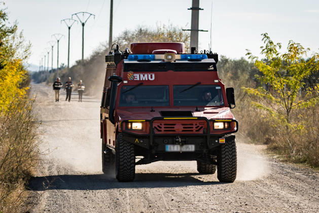 Work in Urda is intensifying after a night in which more than 500 people were on the job. A UME vehicle at the site of the train accident in Urda, on October 29, 2026, in Urda, Toledo, Castilla-La Mancha, Spain. The early hours of the day are being used in the vicinity of the old Urda station to intensify efforts to remove the train cars that collided head-on nearly 24 hours ago at the old Urda station, resulting in a death toll, so far, according to official figures, 68 dead and more than a hundred injured, distributed among hospitals in Albacete, Toledo, Ciudad Real, and Madrid. Throughout the night, more than 500 people remained at the accident site, including firefighters, members of the Military Emergency Unit, medical personnel, and  Copyright: xDiegoxRadamÃ sx 7877529