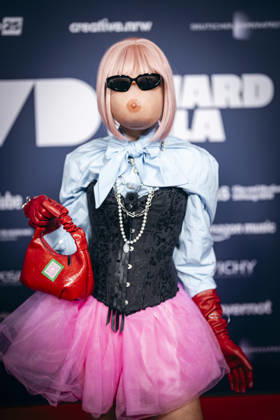 Theresia Crone is taking a stand against digital violence at the Videodays gala i Copyright: xDominikxButzmannx