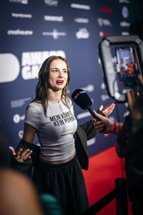 Theresia Crone is taking a stand against digital violence at the Videodays gala i Copyright: xDominikxButzmannx