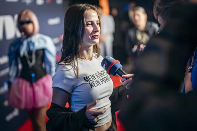 Theresia Crone is taking a stand against digital violence at the Videodays gala i Copyright: xDominikxButzmannx