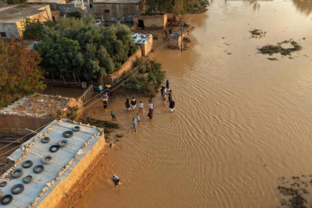 Heavy downpours trigger floods in Syria RAQQA, SYRIA - OCTOBER 29: Roads and residential areas are submerged following heavy downpours that triggered flash floods and waterlogging in Raqqa, Syria on October 29, 2026. The floodwaters caused severe infrastructure damage, leaving several roads and bridges impassable and disrupting transportation in the region. Abdulrahman el Ali Anadolu Raqqa Syria. Editorial use only. Please get in touch for any other usage.  Copyright: x2026xAnadoluxAbdulrahmanxelxAlix