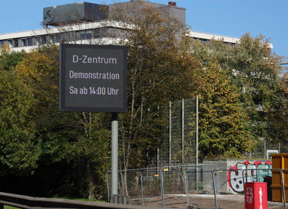 October 30, 2026, Germany, North Rhine-Westphalia, Society, Demonstrations, Info display for the Gen Z Regelt demonstration on October 31, 2026, in Düsseldorf, Gen Z, Demo, Protest, Germany Copyright: xD.xKerlekin SnowfieldxPhotographyx SF301026DemoD