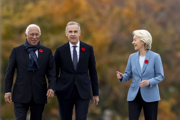 October 30, 2026, Montreal, Pq, CANADA: Prime Minister Mark Carney, centre, arrives for the EU-Canada summit with President of the European Council, Antonio Costa, left, and President of the European Commission, Ursula von der Leyen, in Montreal on Friday, Oct. 30, 2026. Montreal CANADA  - ZUMAc35_ 20261030_zaf_c35_014 Copyright: xChristopherxKatsarovx