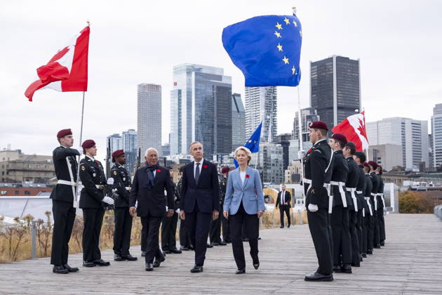 October 30, 2026, Montreal, Pq, CANADA: Prime Minister Mark Carney, centre, arrives at the EU-Canada summit with President of the European Council, Antonio Costa, left, and President of the European Commission, Ursula von der Leyen, in Montreal on Friday, Oct. 30, 2026. Montreal CANADA  - ZUMAc35_ 20261030_zaf_c35_021 Copyright: xChristopherxKatsarovx