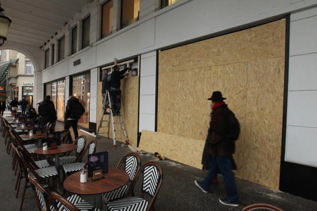 Store in the Alsterarkaden The store s windows were barricaded with wooden panels out of fear of vandalism during Saturday s Gen Z demonstration in downtown Hamburg. Hamburg s Old Town